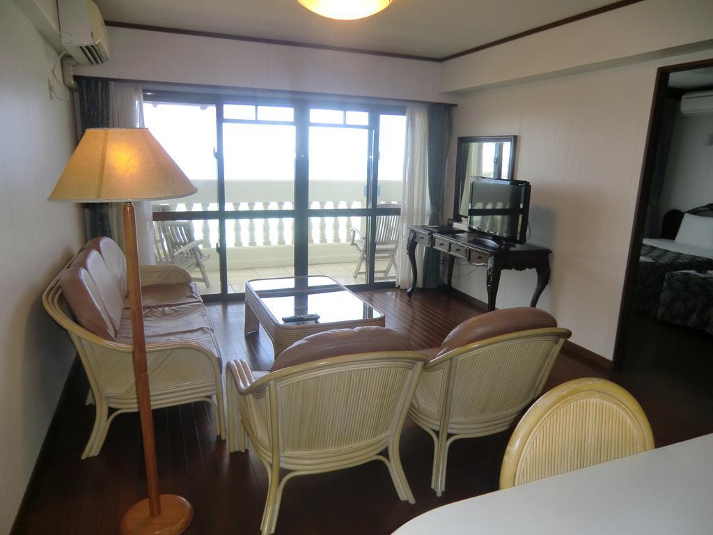 Morimar Resort Hotel Yomitan Zimmer foto